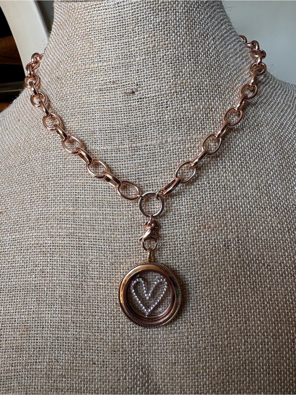 Origami Owl Rose Gold Heritage Locket Exclusive Set